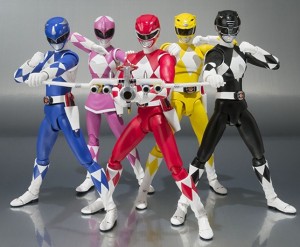 SH-Figuarts-Red-Pink-Blue-Black-Yellow-Power-Rangers-Figures-MMPR-e1380046432335