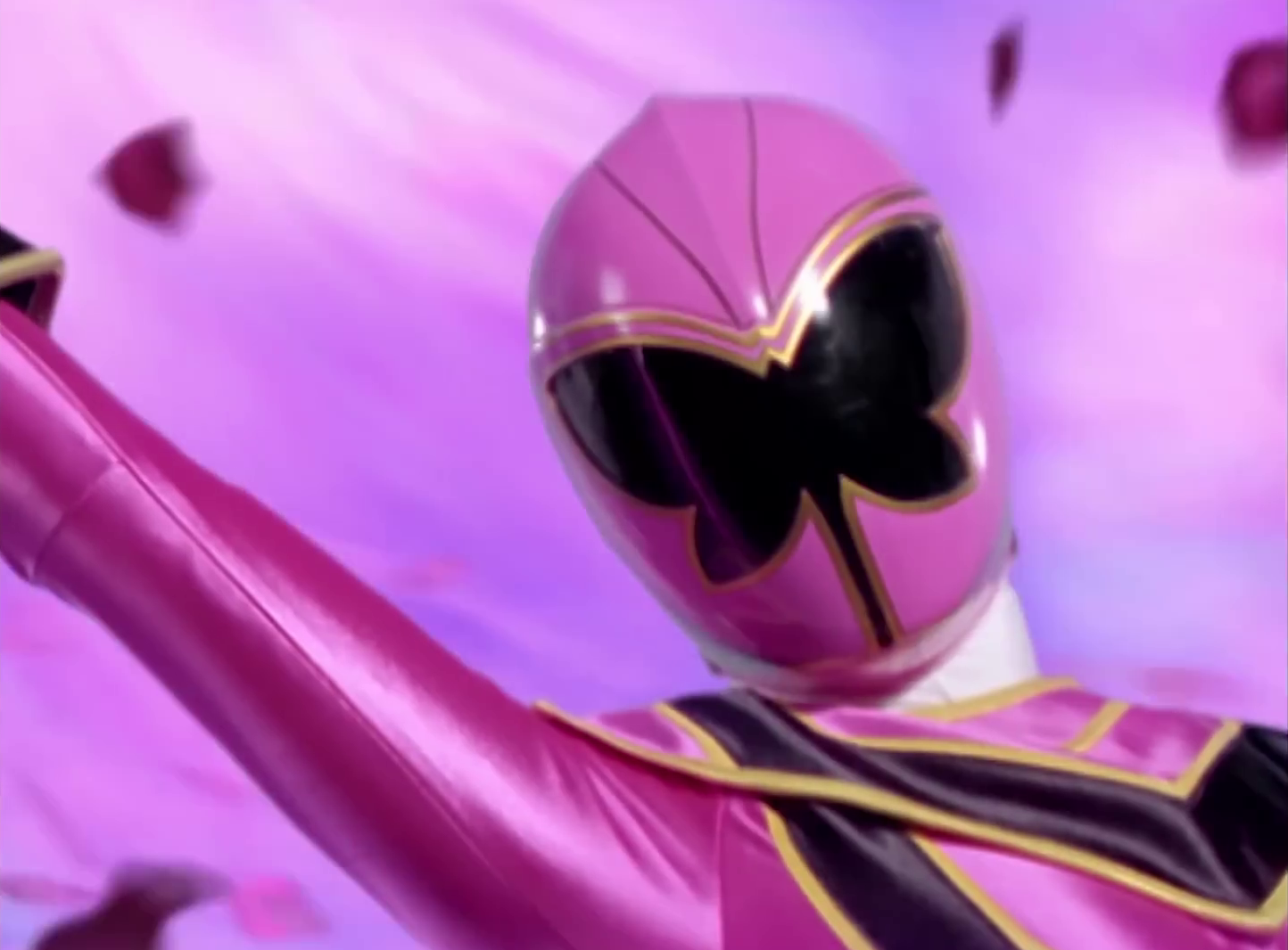 Розовый рейнджер. Power Rangers Mystic Force Pink Ranger. Power Rangers Mystic Force Pink. Рейнджеры Мистик Форс розовый. Могучие рейнджеры мистическая сила розовый рейнджер.